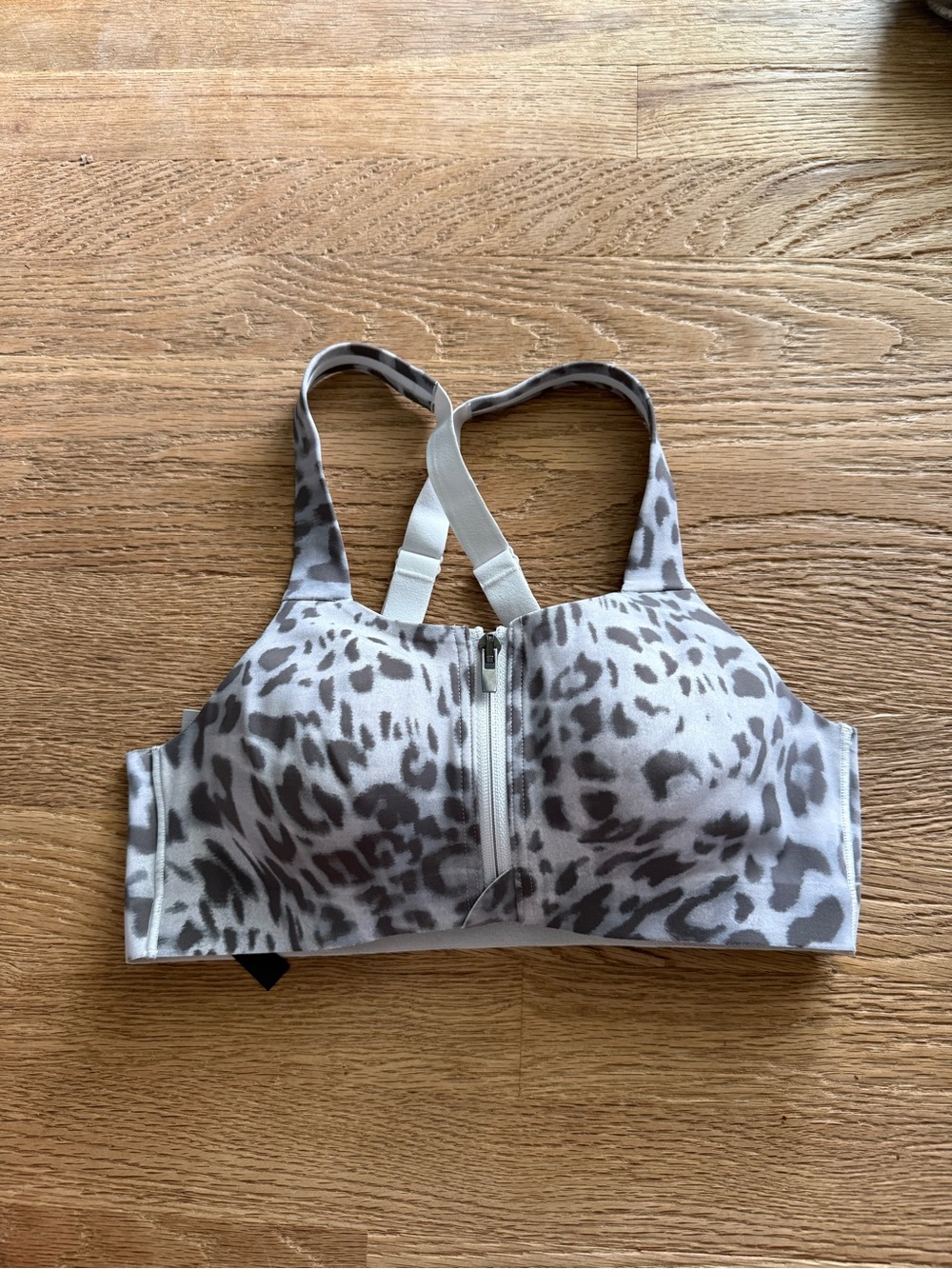 Victoria's Secret Leopard Print Front-Zip Sports Bra in Light Gray and White